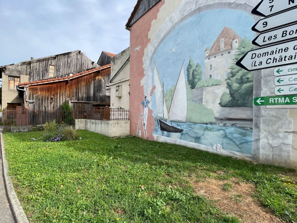 Maison de ville à rénover au cœur de Douvaine
