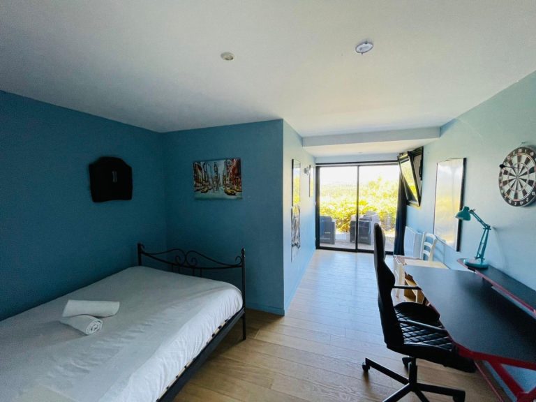 Villa d’architecte avec prestations haut de gamme