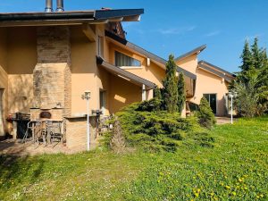 Villa d’exception avec piscine intérieure aux portes de Genève à Veigy-Foncenex