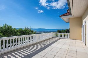 18-Maison-Cranves-285m2_04