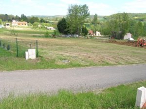 Terrain industriel viabilisé avec vue dégagée à La Pépinière